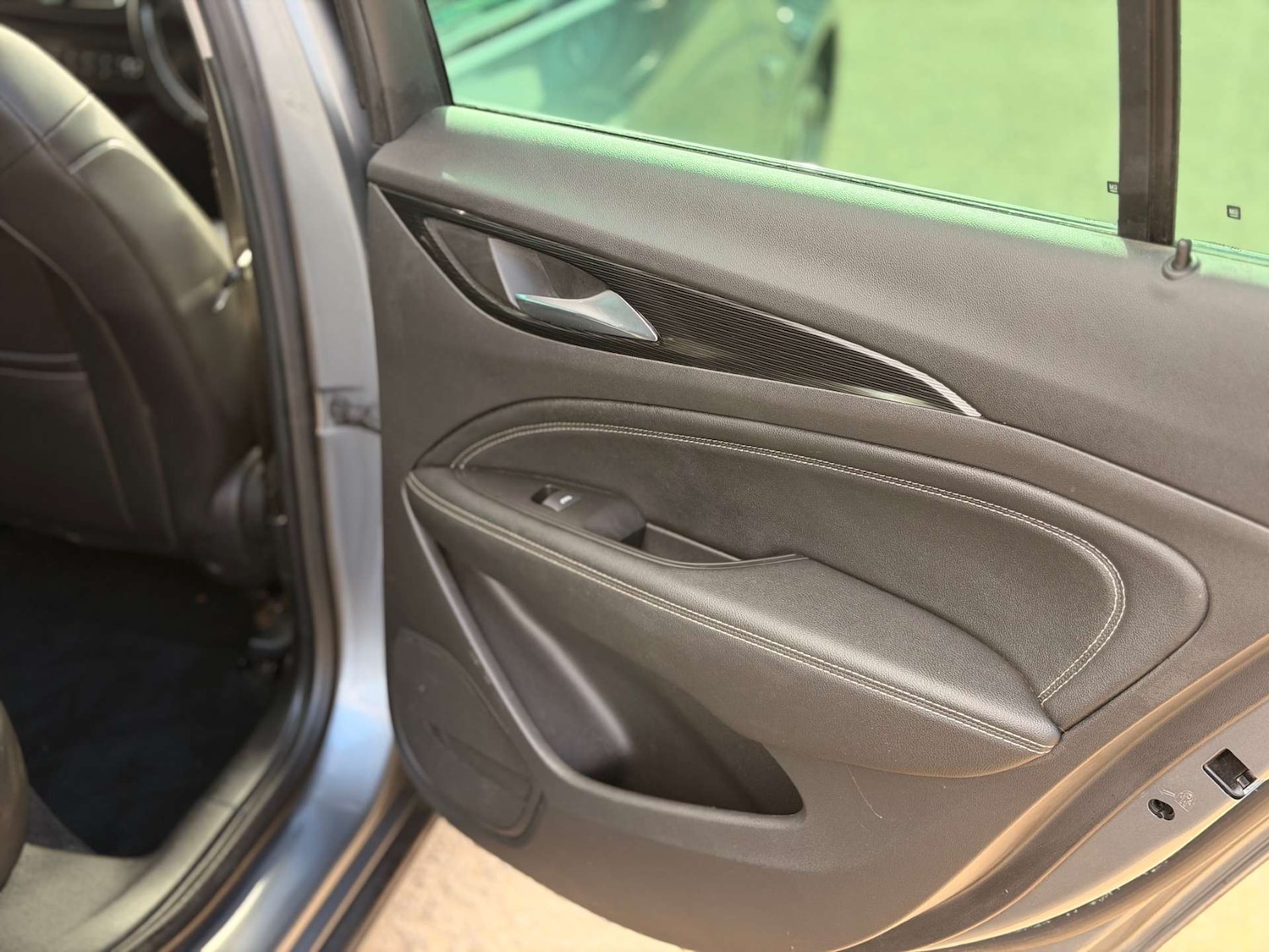 Used Vauxhall Insignia 2018 for sale - 77812827: Photo 24