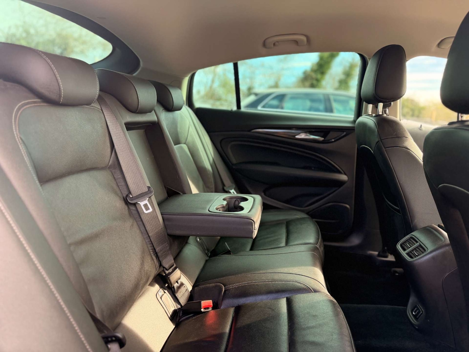 Used Vauxhall Insignia 2018 for sale - 77812827: Photo 40