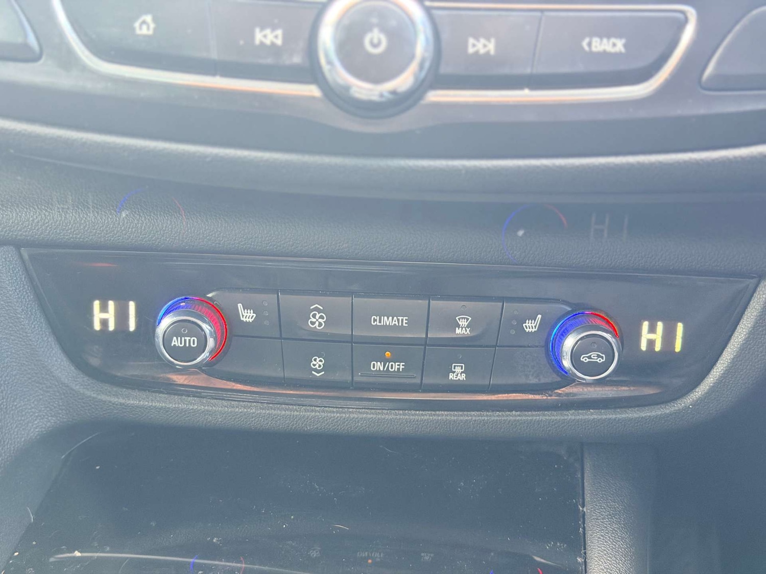 Used Vauxhall Insignia 2018 for sale - 77812827: Photo 9