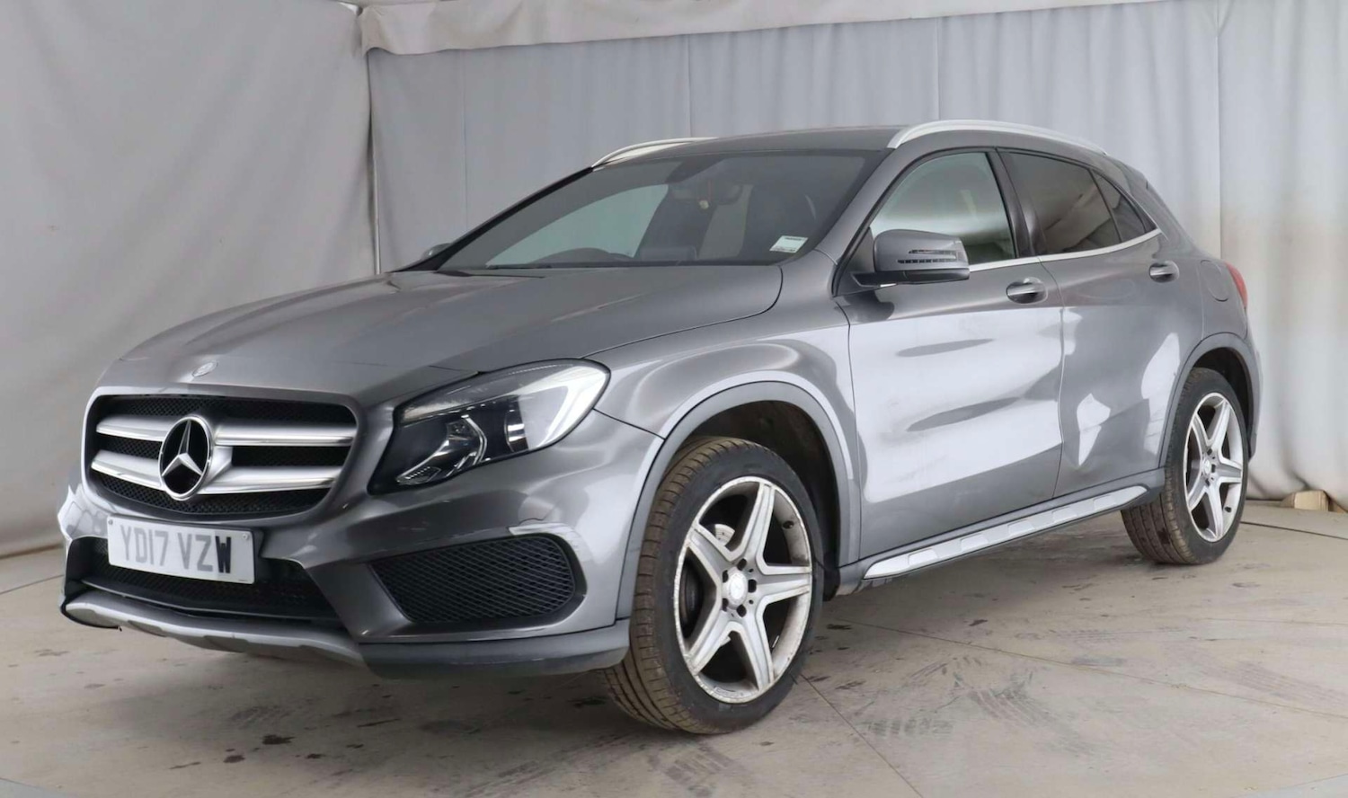 Used Mercedes-Benz GLA 2017 for sale - 77906901: Photo 2