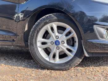 Used Ford Fiesta 2015 for sale - 73966780: Photo