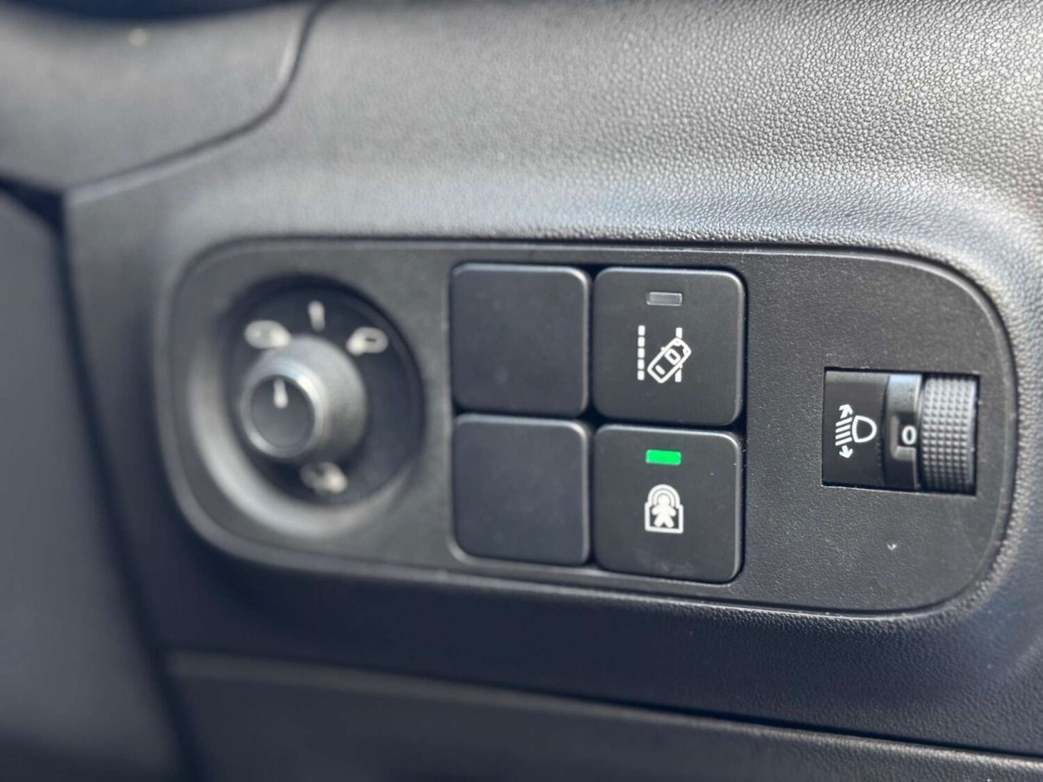 Used Citroen C3 2018 for sale - 77128489: Photo 37