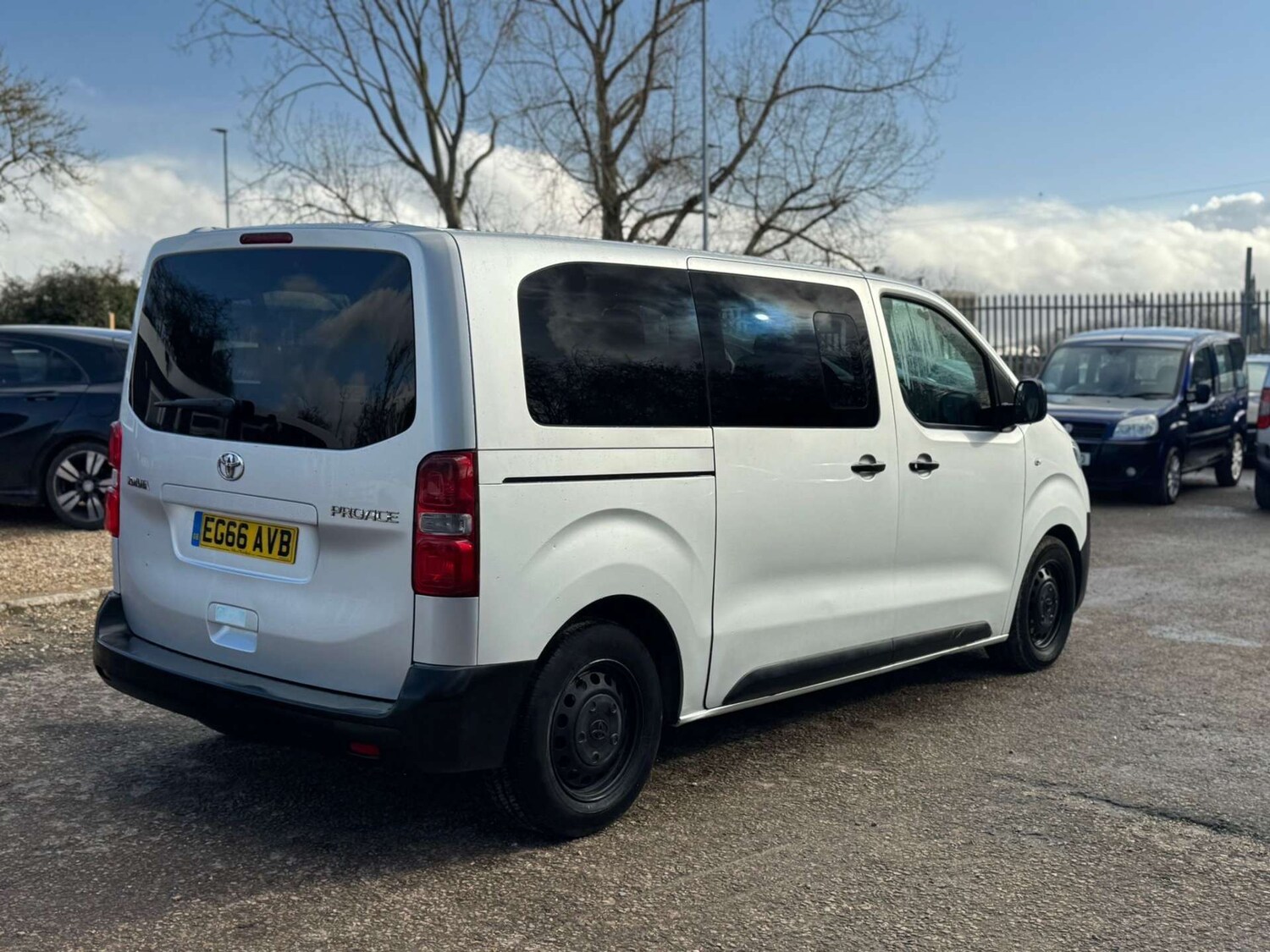 Used Toyota PROACE CITY Verso 2017 for sale - 77484935: Photo 8