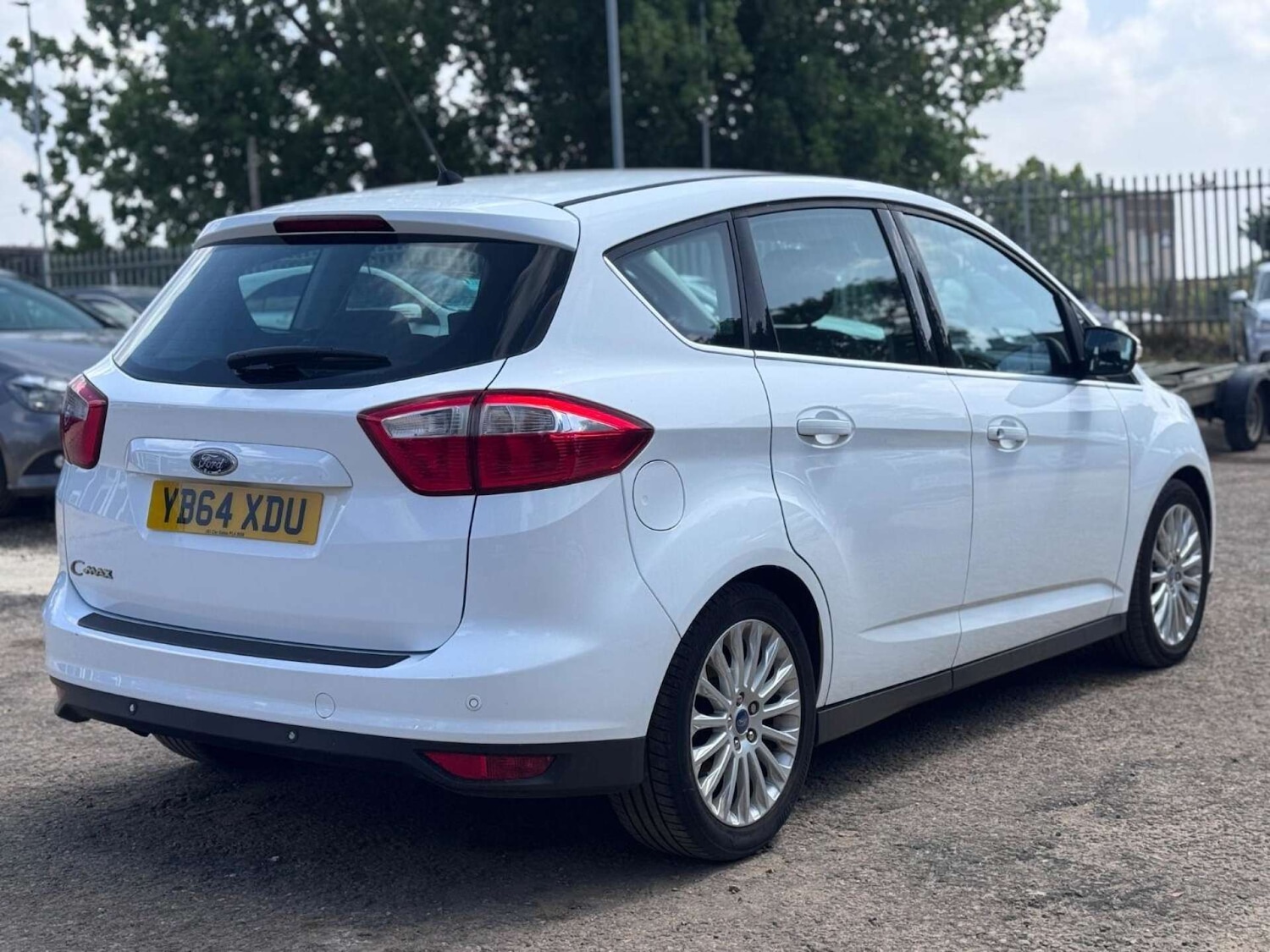 Used Ford C-Max 2014 for sale - 77128488: Photo 11