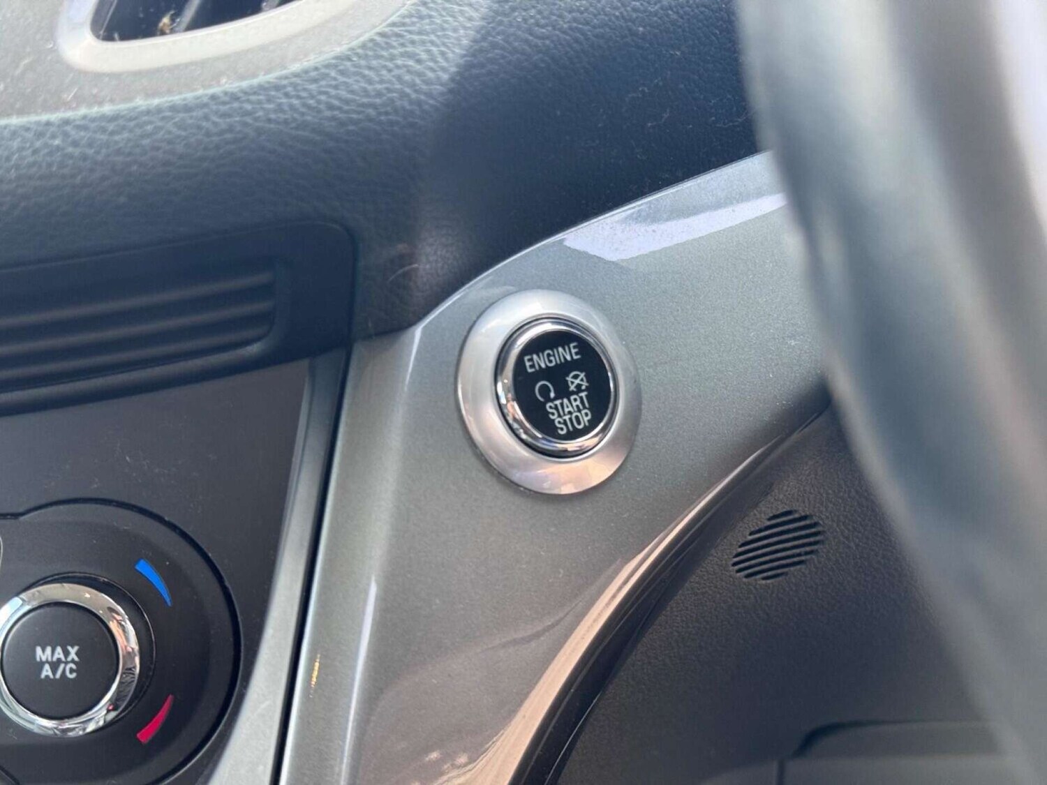 Used Ford C-Max 2014 for sale - 77128488: Photo 21