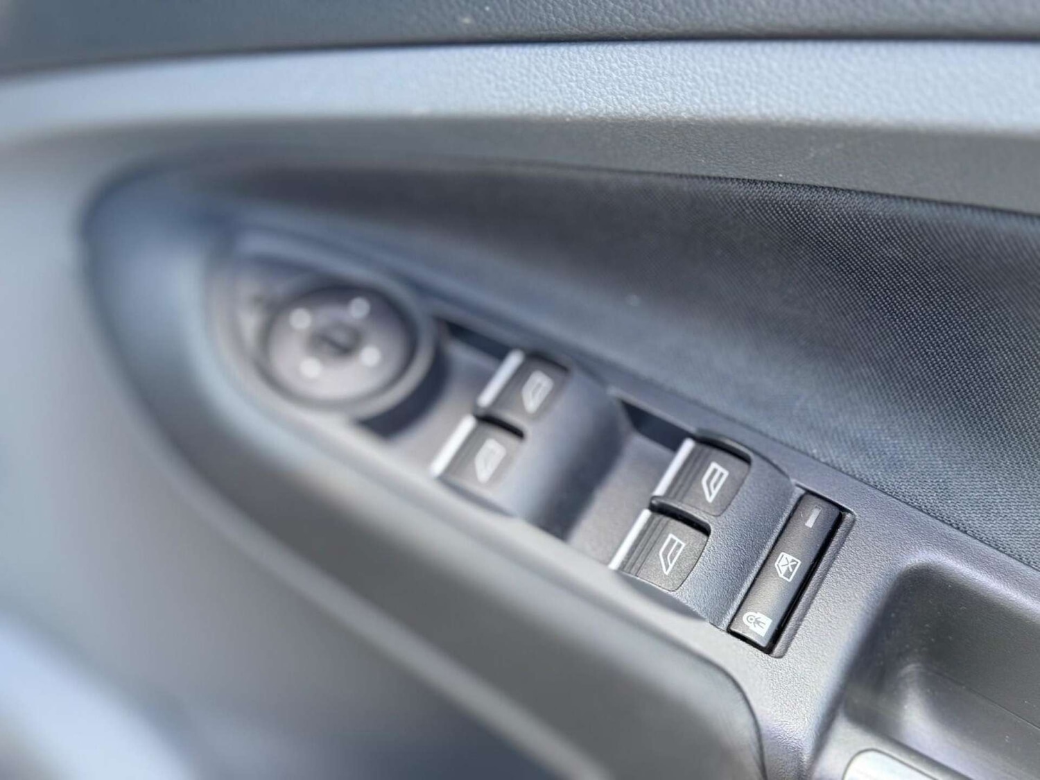 Used Ford C-Max 2014 for sale - 77128488: Photo 24