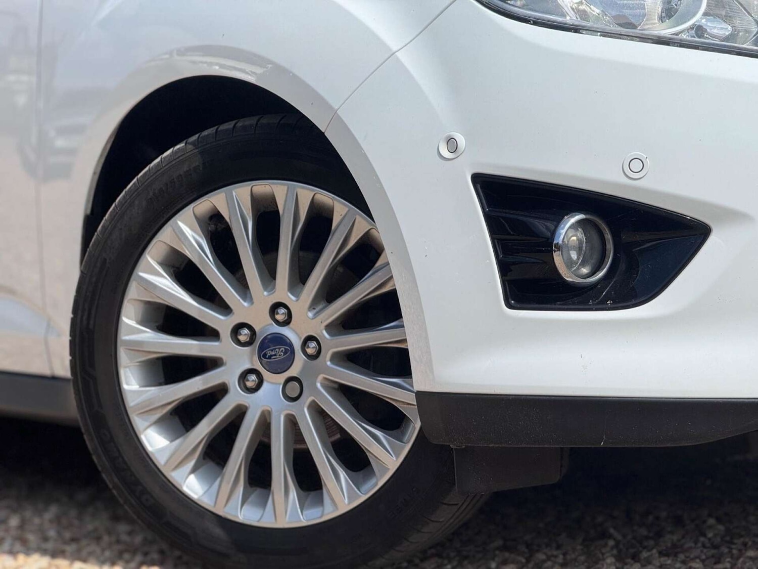 Used Ford C-Max 2014 for sale - 77128488: Photo 3