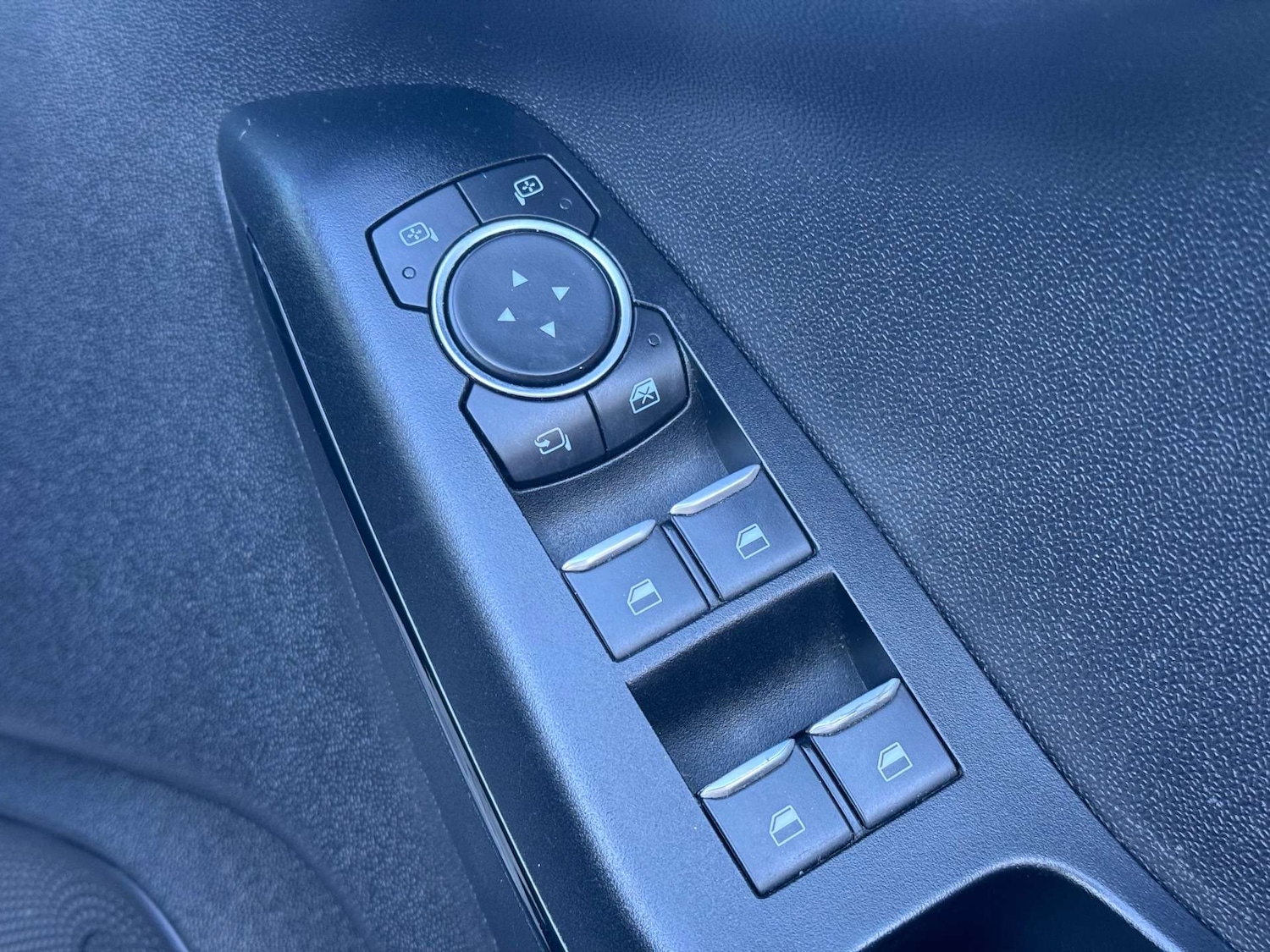 Used Ford Fiesta 2020 for sale - 77128481: Photo 32