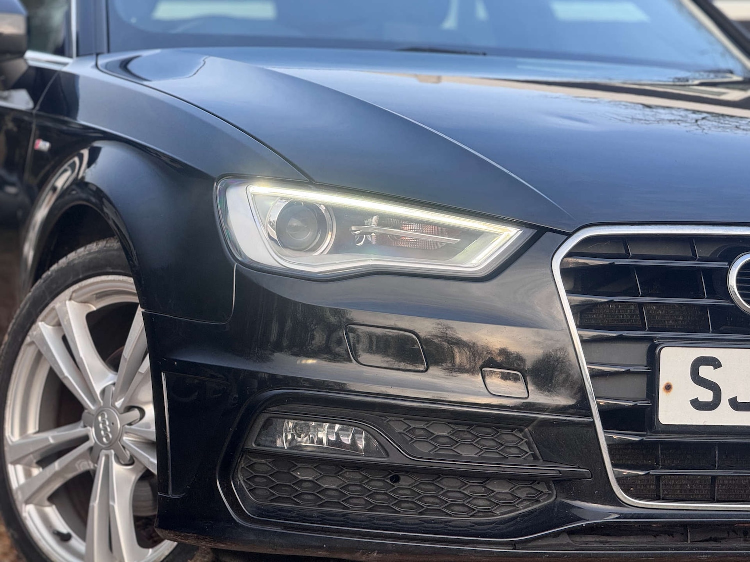 Used Audi A3 2015 for sale - 77128521: Photo 2