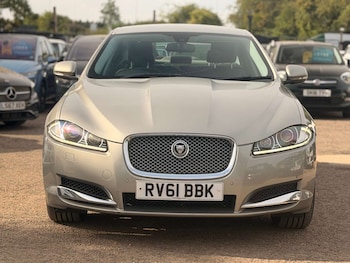 Used Jaguar XF 2011 for sale - 79525089: Photo