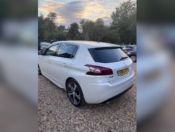 Peugeot - 308