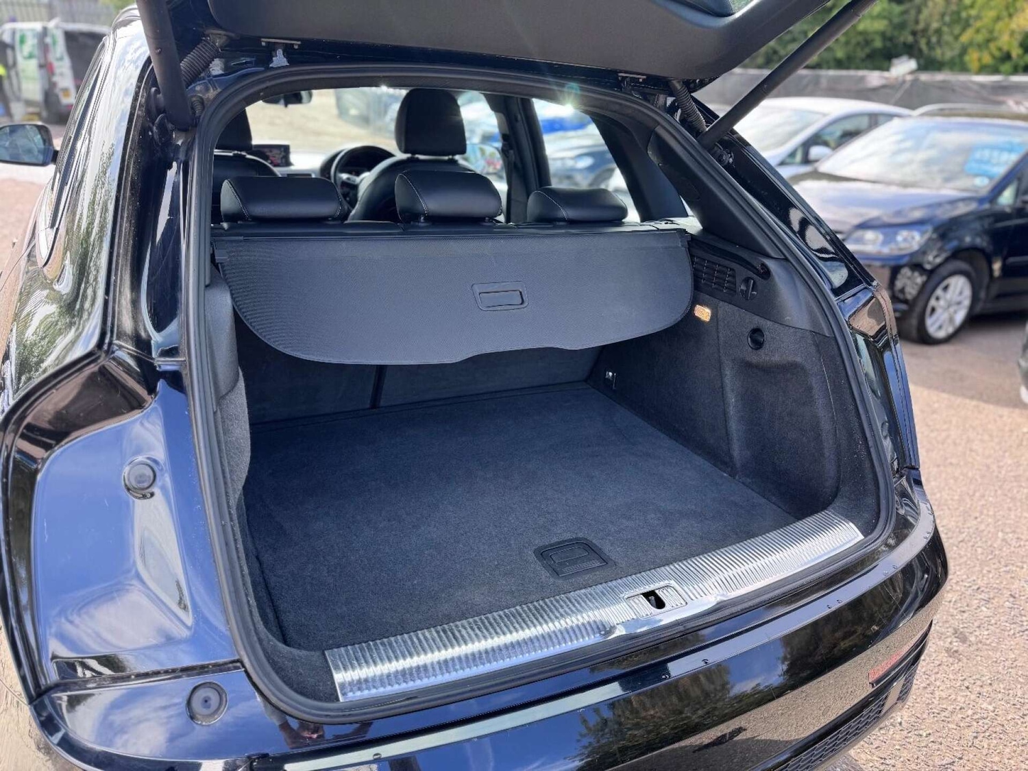 Used Audi Q3 2016 for sale - 77128476: Photo 15