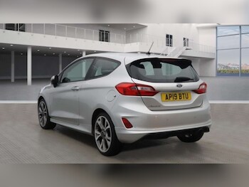 Used Ford Fiesta 2019 for sale - 78671597: Photo