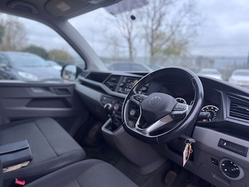 Used Volkswagen Transporter 2021 for sale - 77128495: Photo