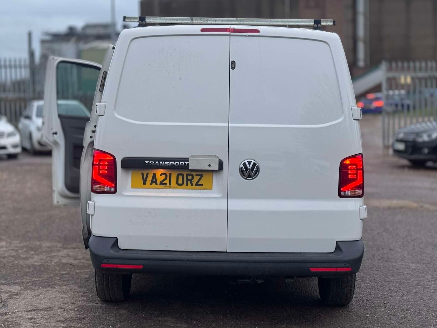 Used Volkswagen Transporter 2021 for sale - 77128495: Photo 9