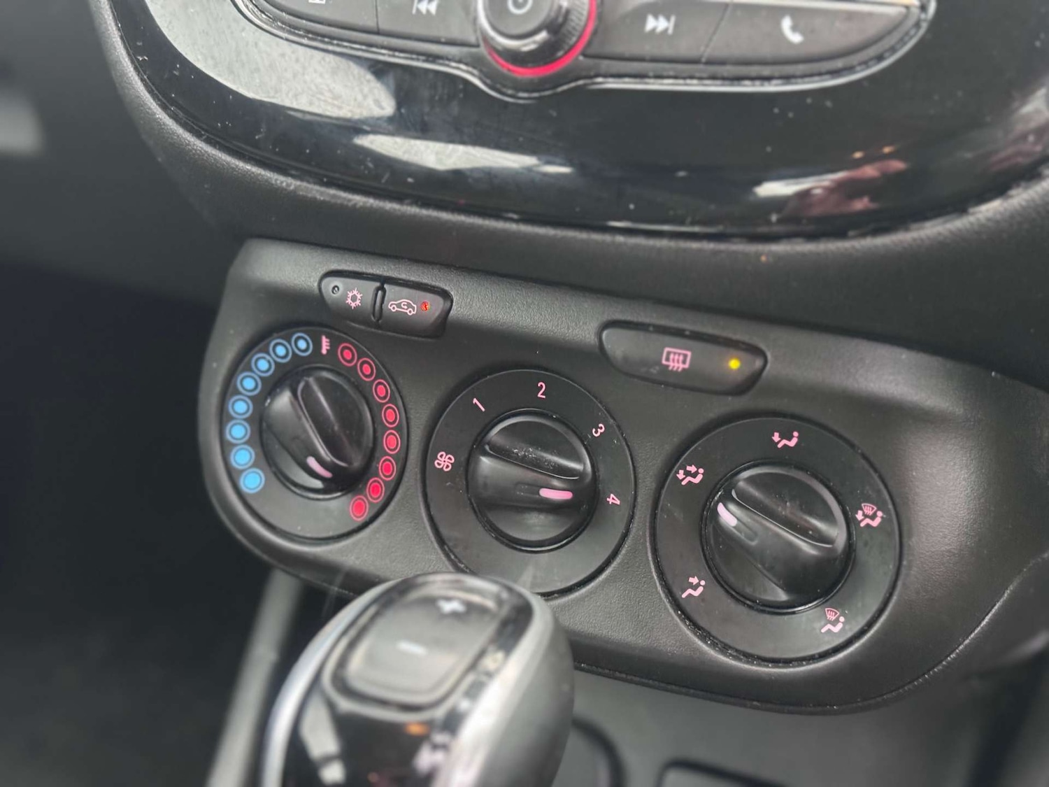 Used Vauxhall Corsa 2018 for sale - 77128499: Photo 26