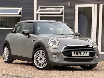 Used MINI Hatch 2018 for sale - 78671583: Photo