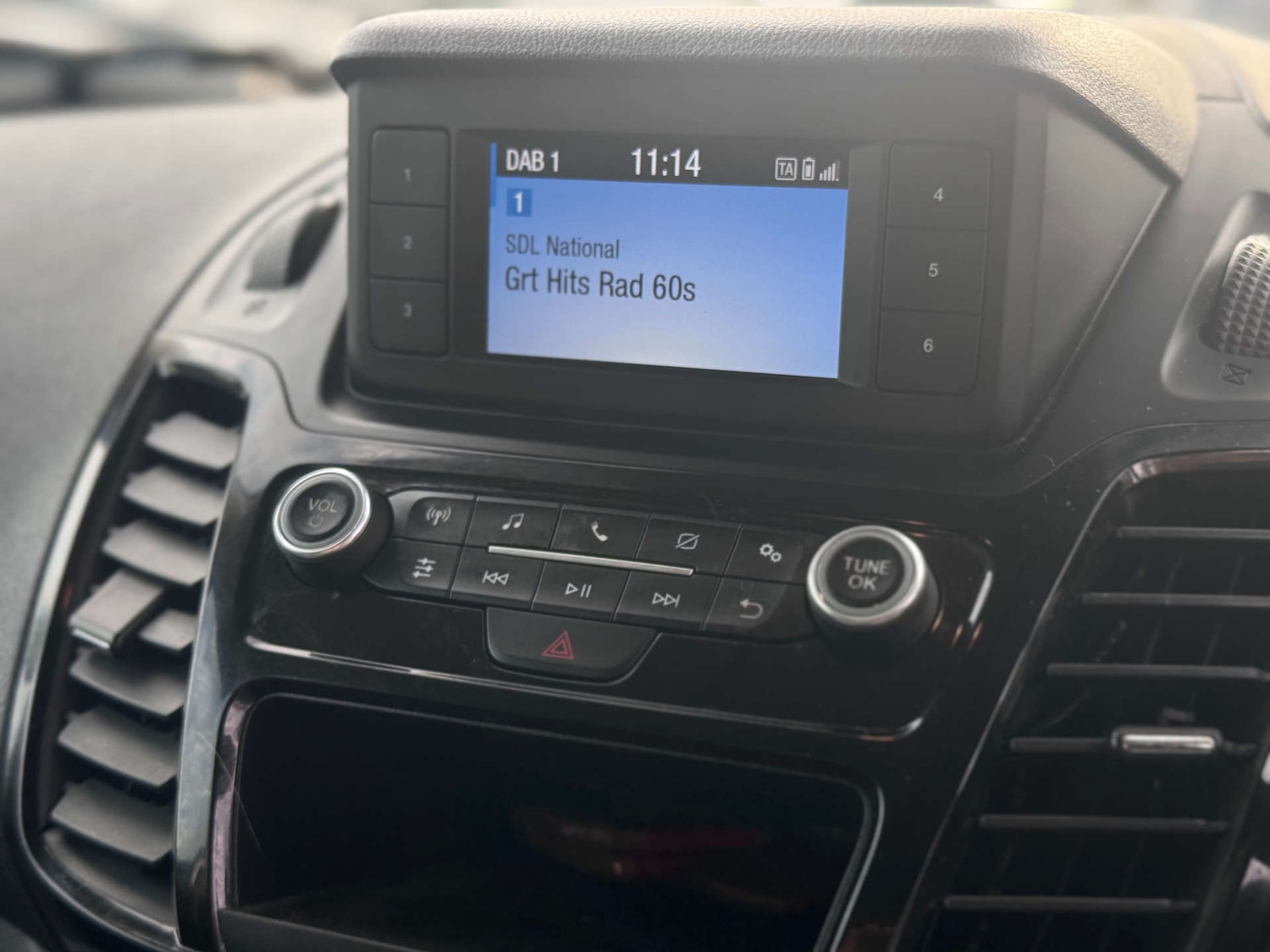 Used Ford Transit Connect 2018 for sale - 77128503: Photo 38