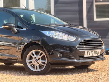 Used Ford Fiesta 2015 for sale - 79215914: Photo