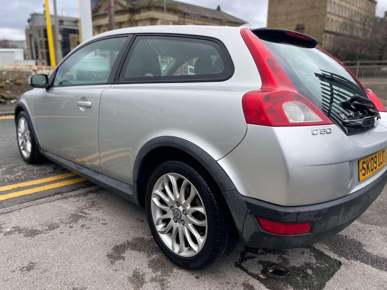 Used Volvo C30 2009 for sale - 77535837: Photo 5