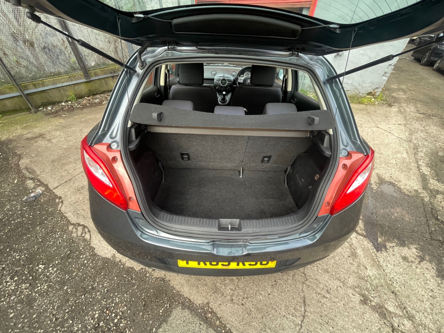 Used Mazda Mazda2 2009 for sale - 77662153: Photo 14