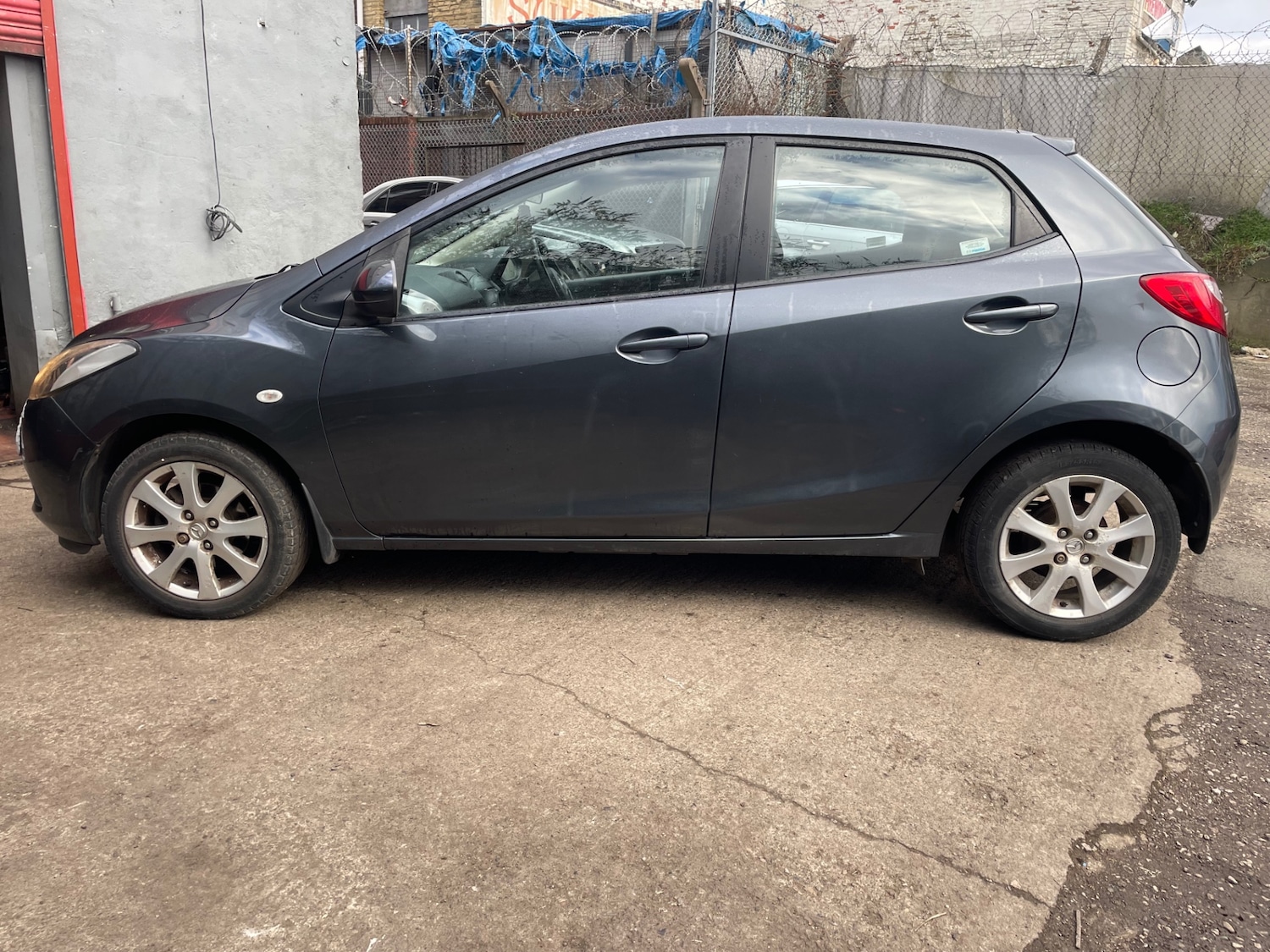 Used Mazda Mazda2 2009 for sale - 77662153: Photo 4