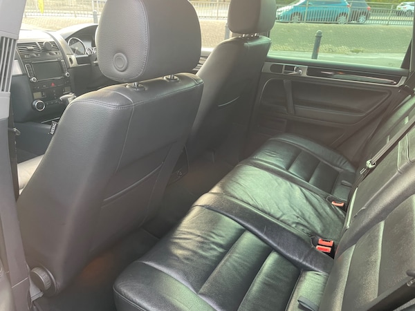 Used Volkswagen Touareg 2009 for sale - 76211070: Photo 19
