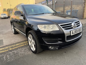Volkswagen - Touareg