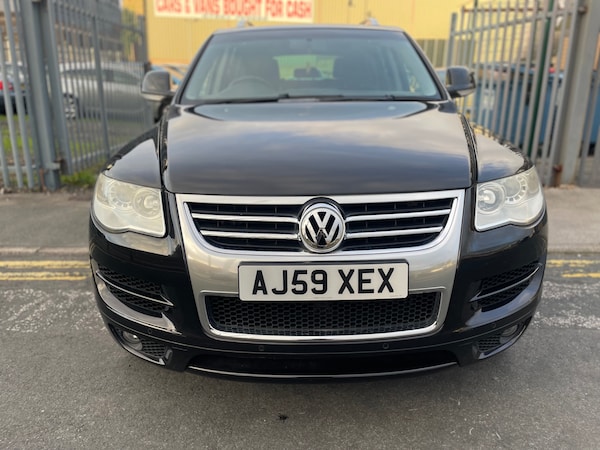 Used Volkswagen Touareg 2009 for sale - 76211070: Photo 2