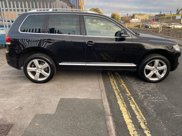 Used Volkswagen Touareg 2009 for sale - 76211070: Photo 8