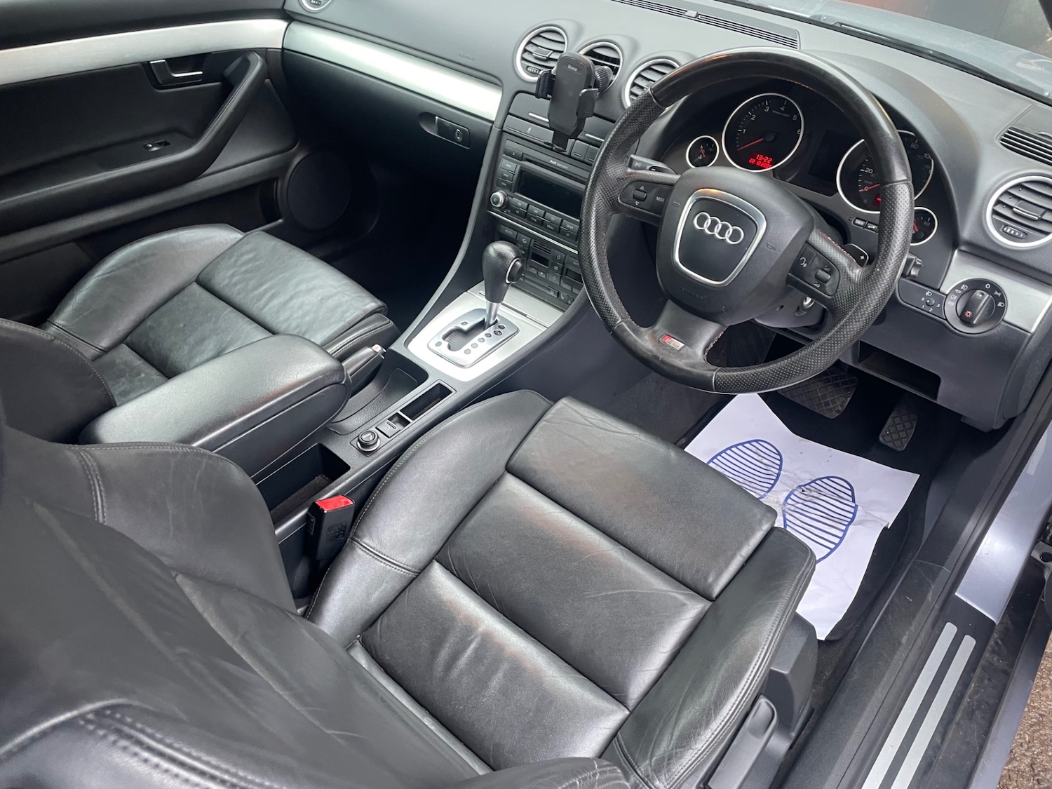 Used Audi A4 2009 for sale - 76848860: Photo 10