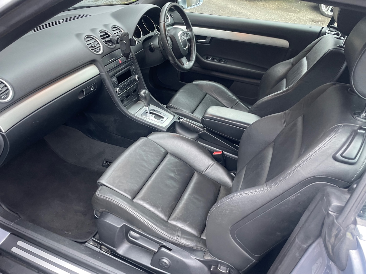 Used Audi A4 2009 for sale - 76848860: Photo 13