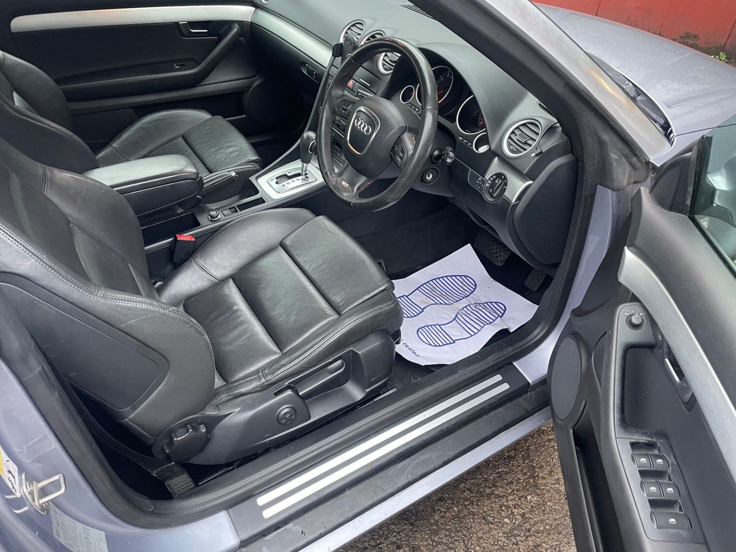 Used Audi A4 2009 for sale - 76848860: Photo 9