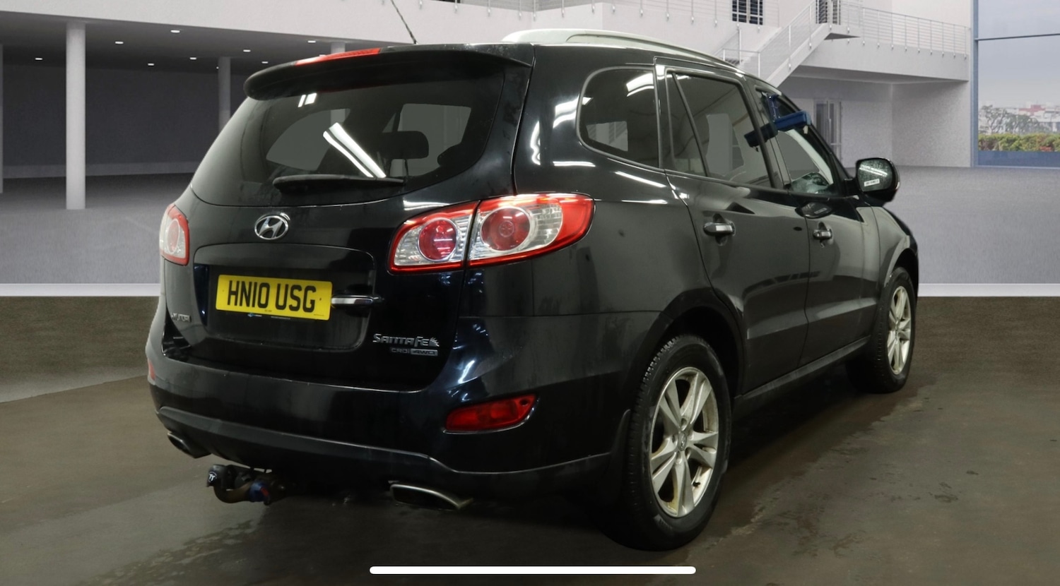 Used Hyundai Santa Fe 2010 for sale - 77509390: Photo 4