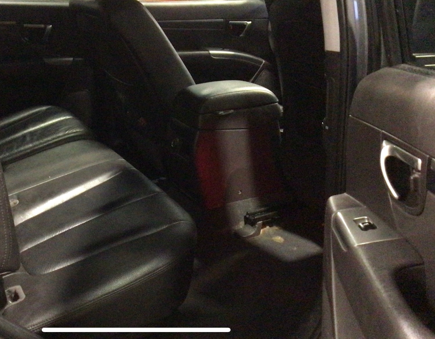 Used Hyundai Santa Fe 2011 for sale - 77564282: Photo 8