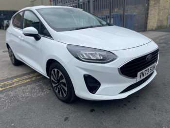 2023 (73) - 1.0 EcoBoost Titanium 5dr