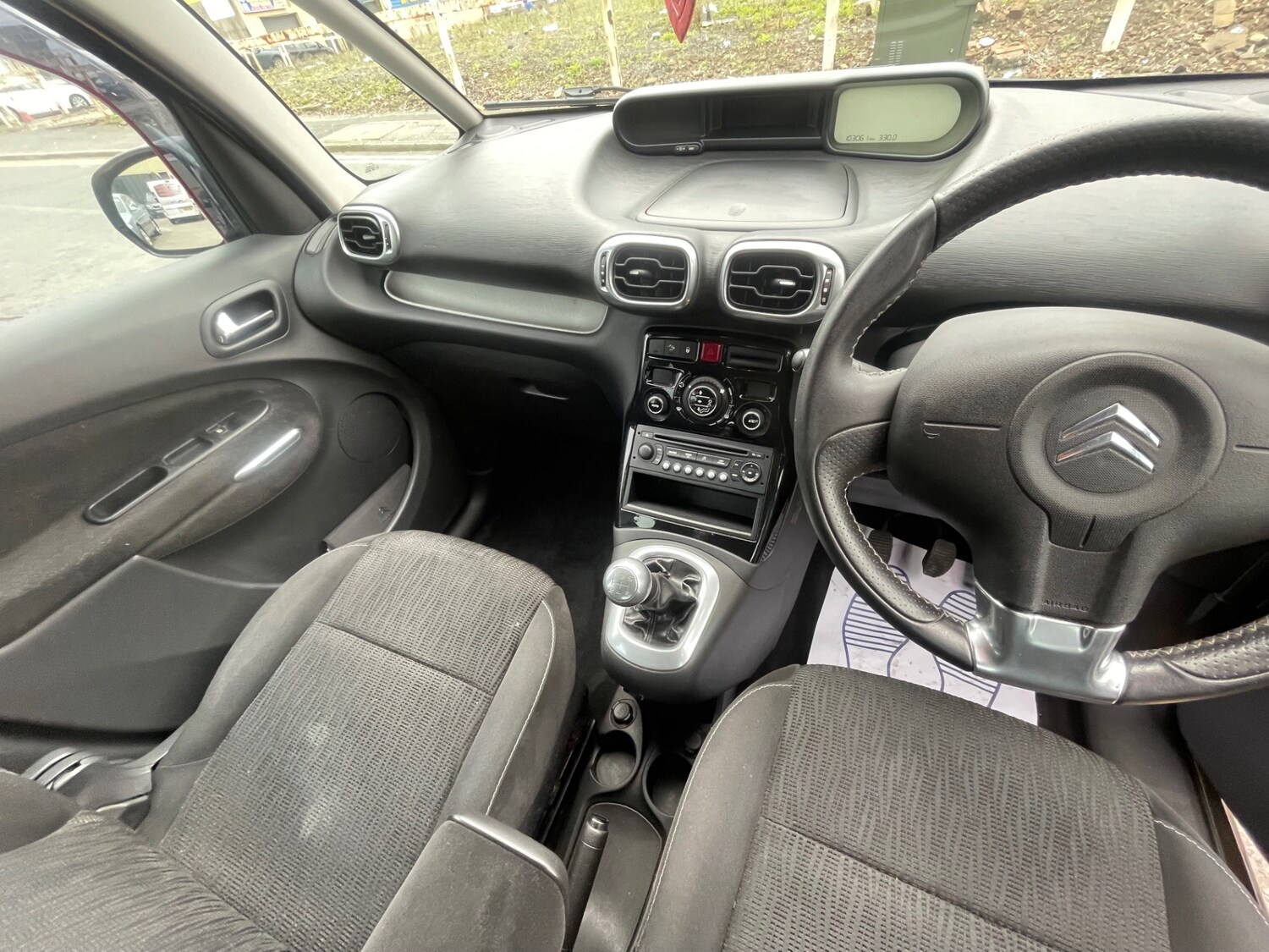 Used Citroen C3 Picasso 2010 for sale - 77548492: Photo 12