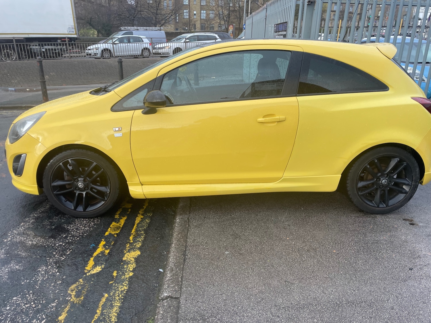 Used Vauxhall Corsa 2013 for sale - 76682060: Photo 4