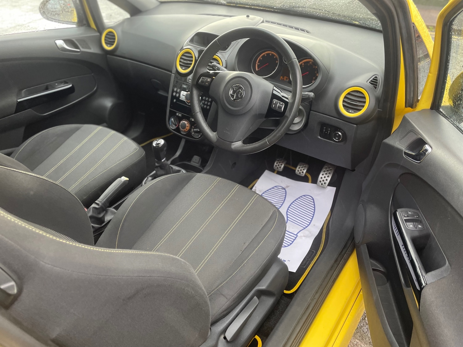 Used Vauxhall Corsa 2013 for sale - 76682060: Photo 9