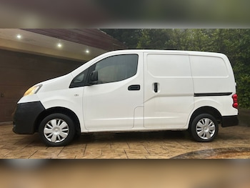 Used Nissan NV200 2017 for sale - 77766548: Photo