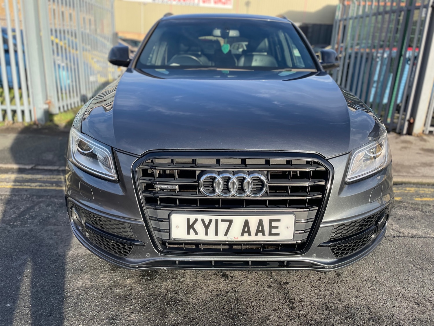 Used Audi Q5 2017 for sale - 76949413: Photo 2
