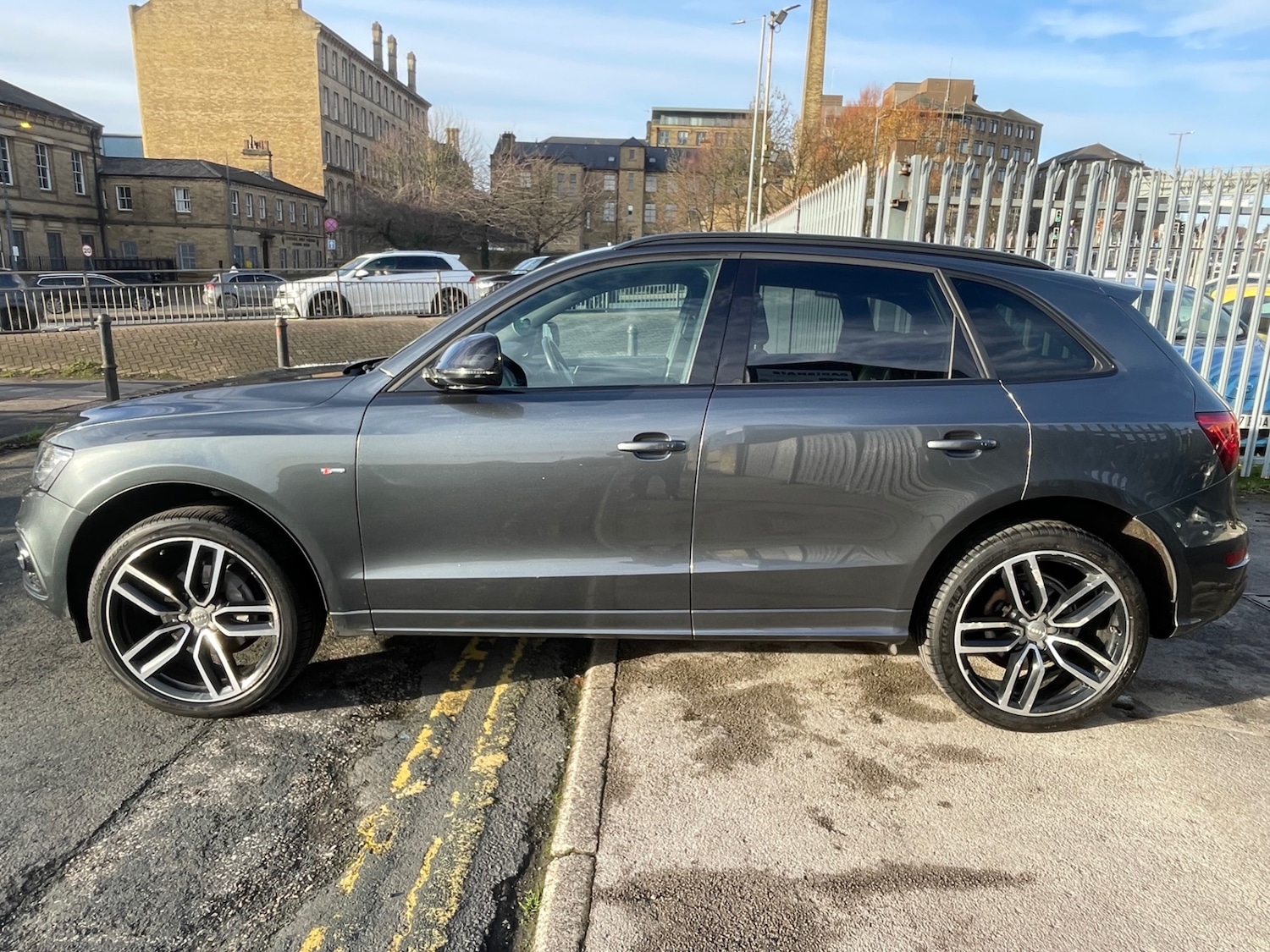 Used Audi Q5 2017 for sale - 76949413: Photo 4