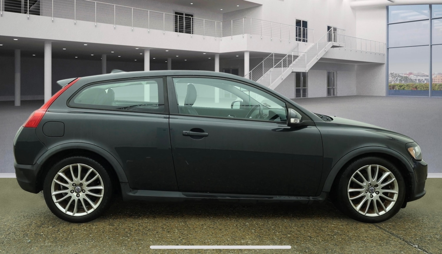 Used Volvo C30 2009 for sale - 77610588: Photo 3
