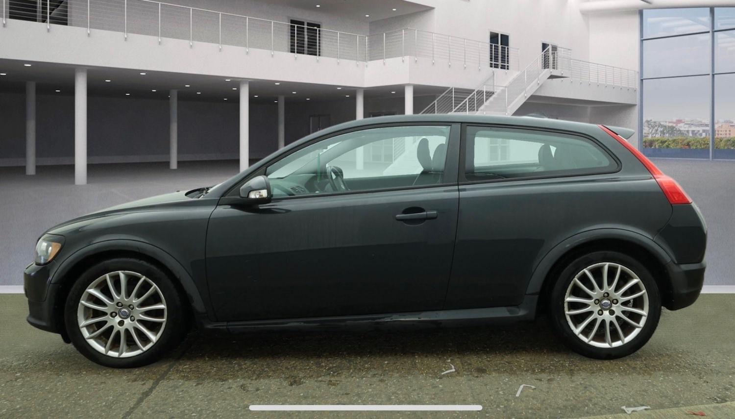 Used Volvo C30 2009 for sale - 77610588: Photo 4