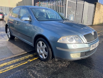 2008 (08) - 1.9 TDI PD Elegance 5dr