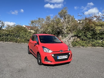 Used Hyundai i10 2019 for sale - 76186653: Photo 2