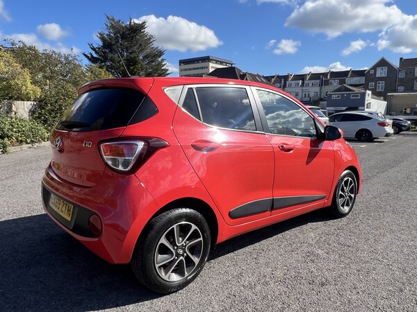 Used Hyundai i10 2019 for sale - 76186653: Photo 9