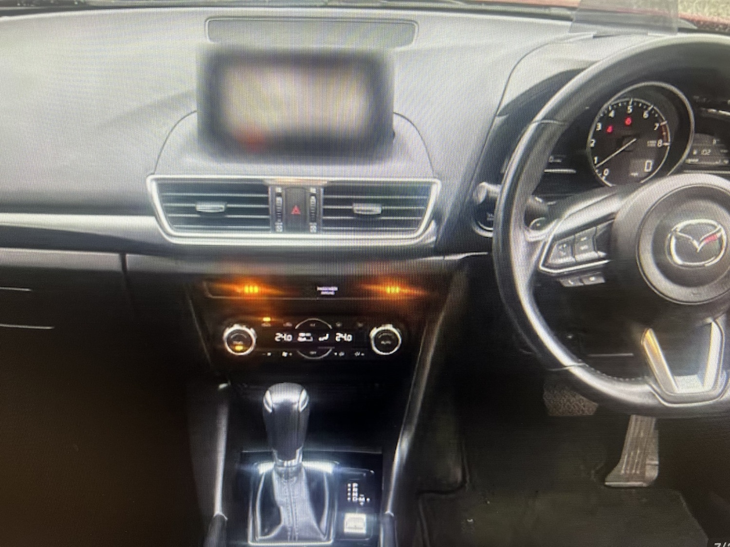 Used Mazda Mazda3 2017 for sale - 77548294: Photo 3