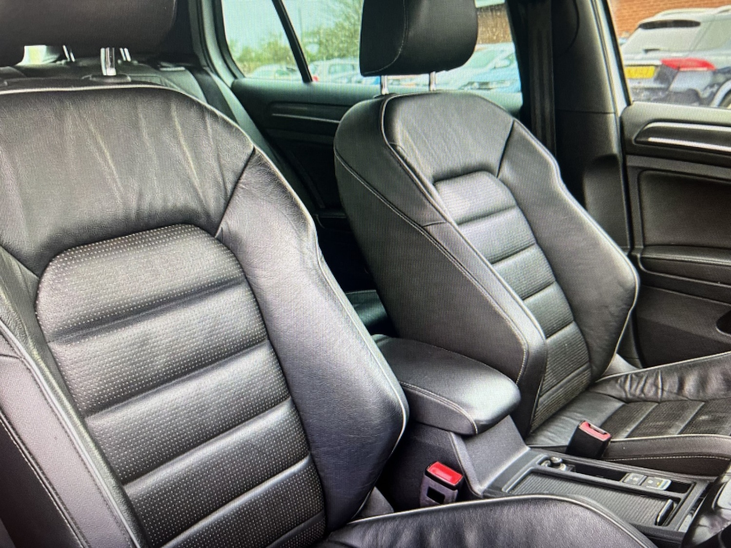 Used Volkswagen Golf 2017 for sale - 77148226: Photo 3