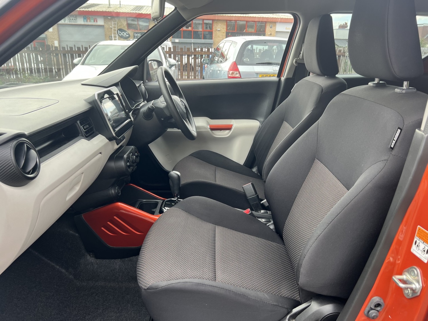 Used Suzuki Ignis 2018 for sale - 76211842: Photo 11